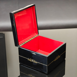 Шкатулка с росписью Палех "Розы"