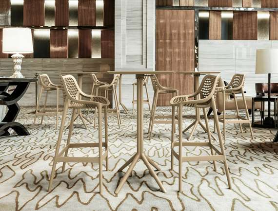 Стол пластиковый барный складной Sky Folding 60х60 бежевый