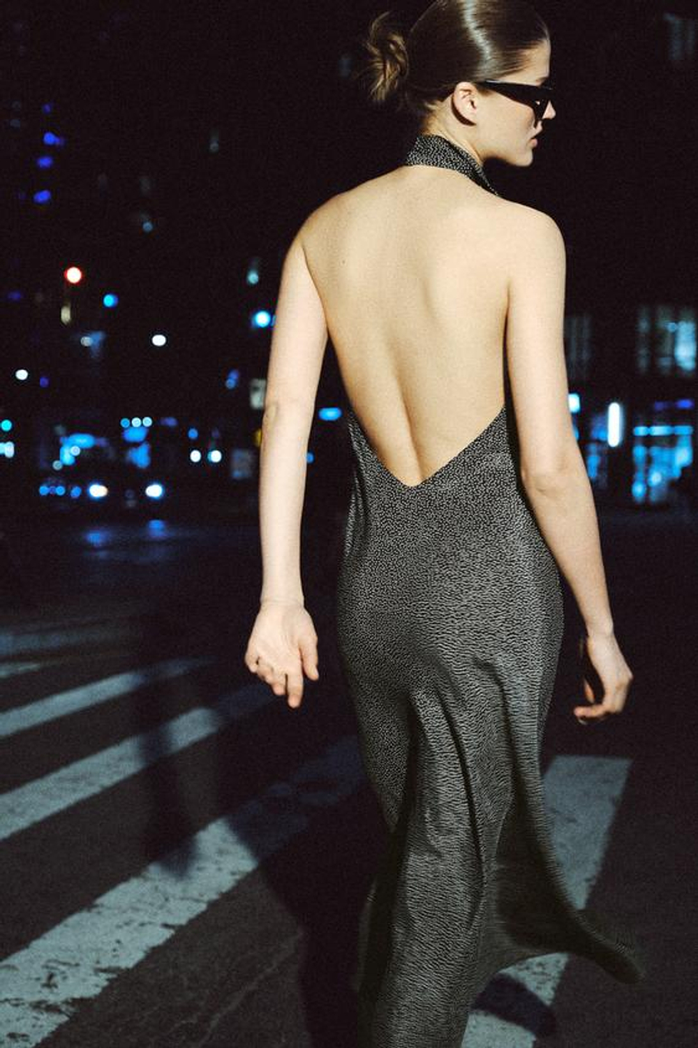 ZARA ПЛАТЬЕ ХАЛТЕР В ГОРОШЕК — ZW COLLECTION, ЧЕРНЫЙ/ЭКРЮ