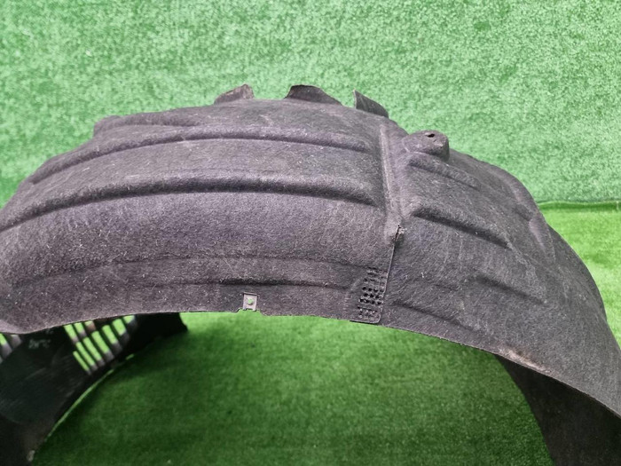 Подкрылок передний левый Porsche Taycan (19-24)