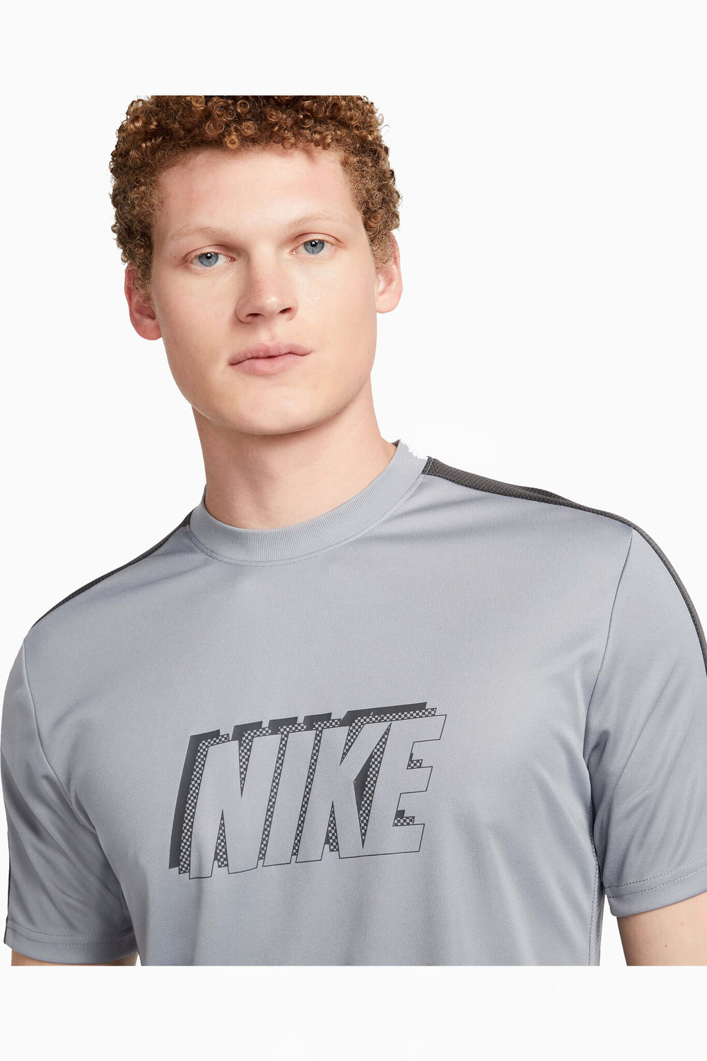 Футболка Nike Academy