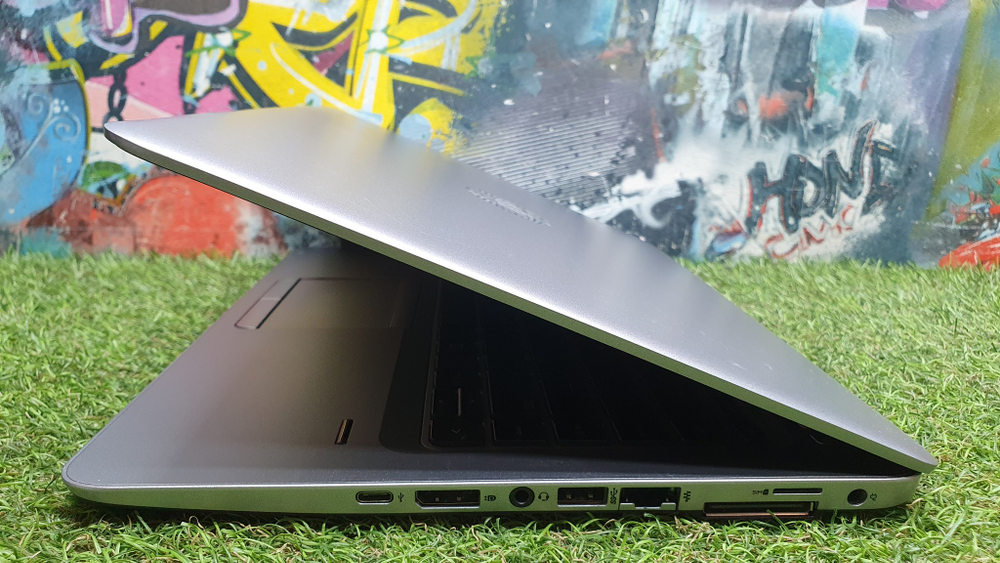 Ноутбук HP i5-6/8Gb/FHD/ EliteBook 840 G3 Y8Q70EA/Windows 10