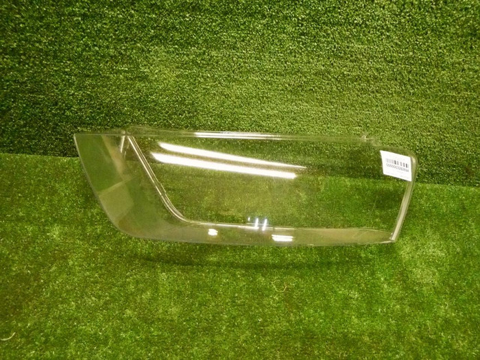 Стекло фары левое Audi Q3 1 8U (2011-2014)