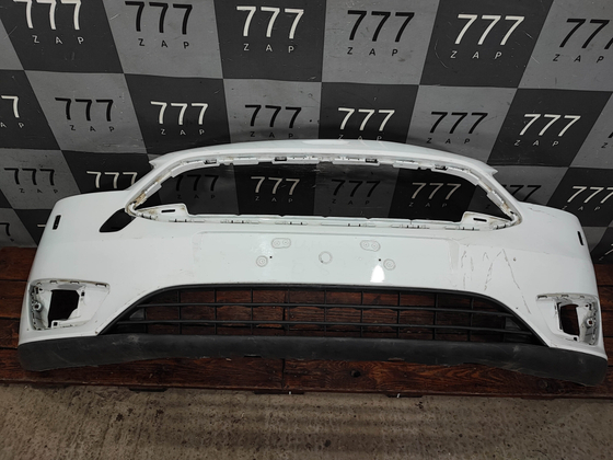 Бампер передний Ford Focus 3 14-19 Б/У Оригинал 2016512