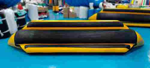 Банан, мест для посадки: 5, усиление дна "Ультра"