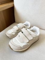 Кроссовки Zara