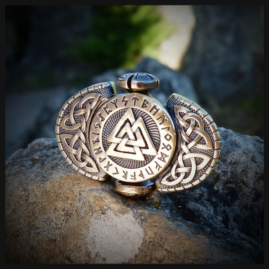 Замок для браслета из паракорда или кожи "Валькнут" латунь