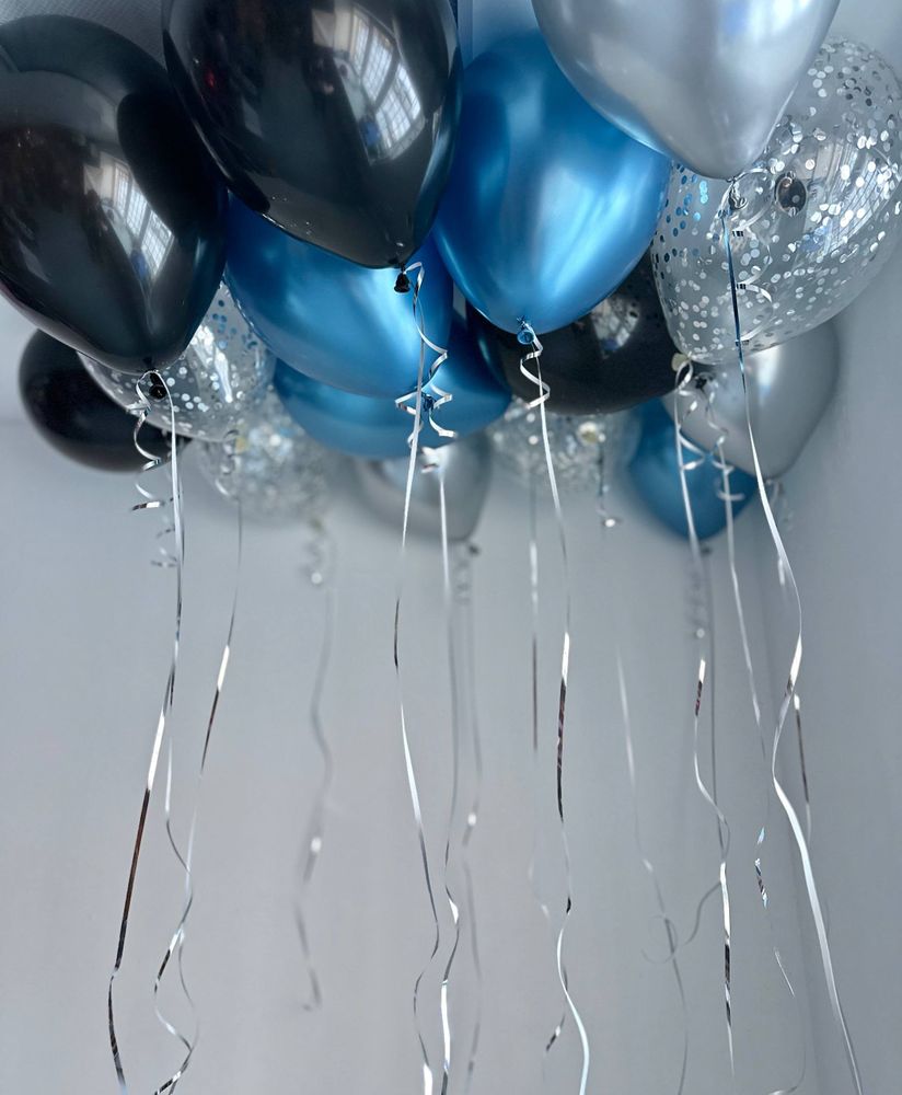 Воздушные гелиевые шарики с доставкой по Хабаровску синий/черный/серебро №4736