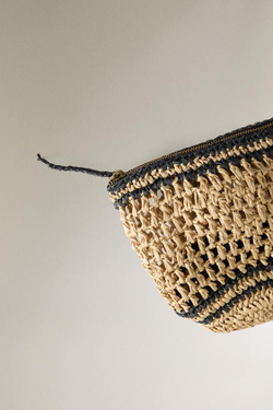 ZARA HOME ПЛЕТЕНАЯ БУМАЖНАЯ СУМКА-КЛАТЧ, ДВУХЦВЕТНЫЙ