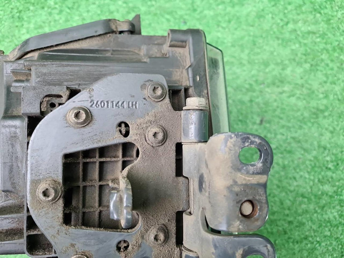 Фара левая Scania R-Series (2016-н.в.) галоген