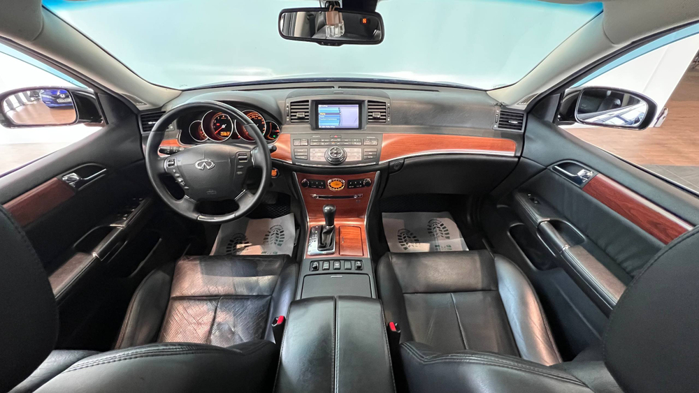 Infiniti M35, 2007 год