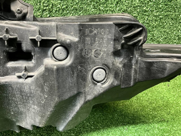 Фара правая Genesis G90 (2018-2022) LED