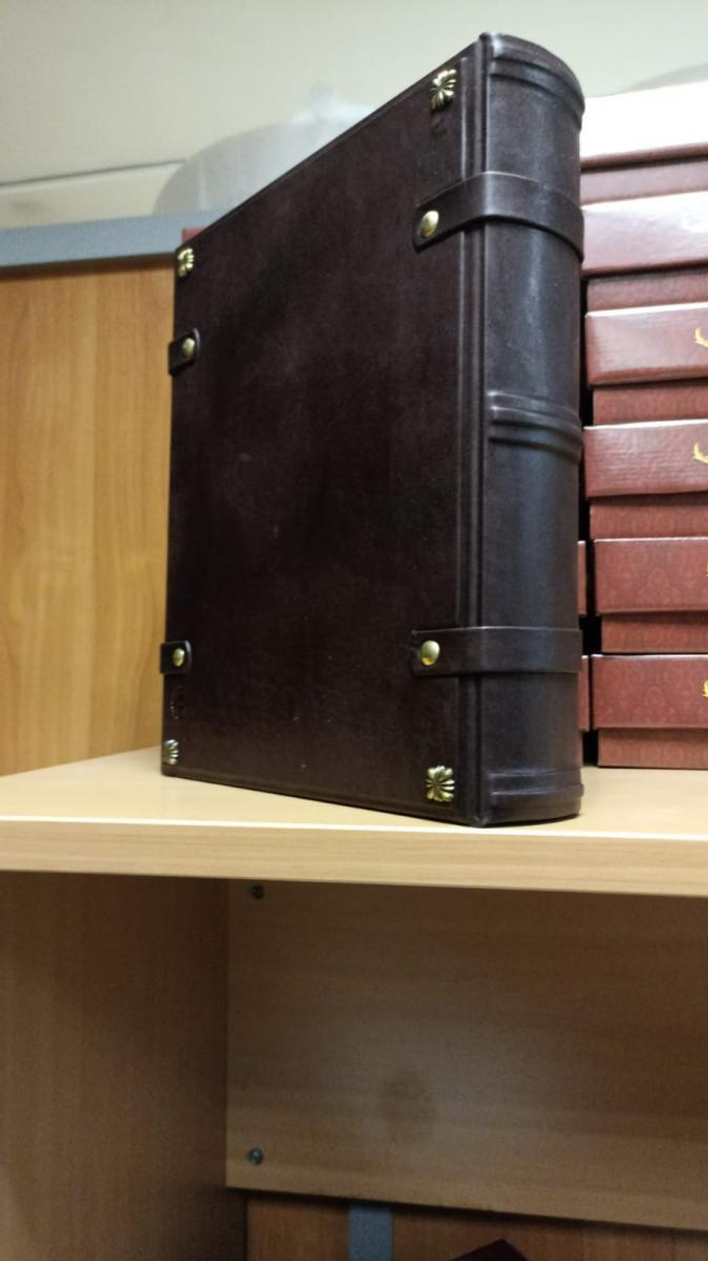 Большая семейная родословная книга "Классика", натуральная кожа