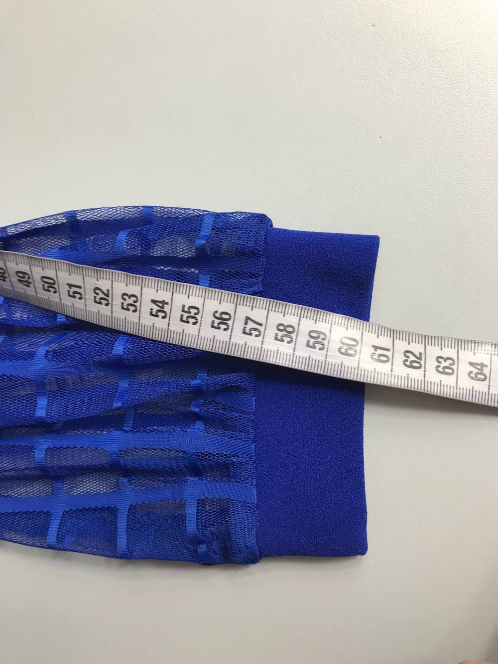 Платье с красивым акцентом, визуально 46 размер