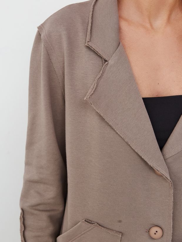 Жакет строчки трикотажный , какао