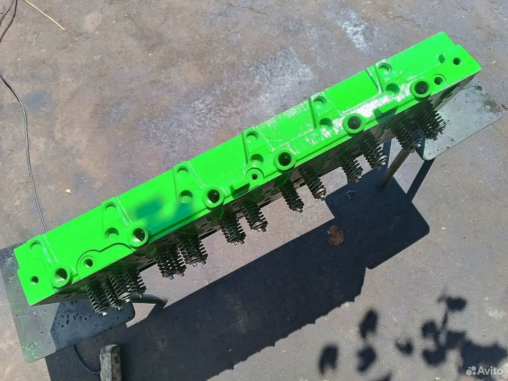 Головка блока цилиндров John Deere R518096