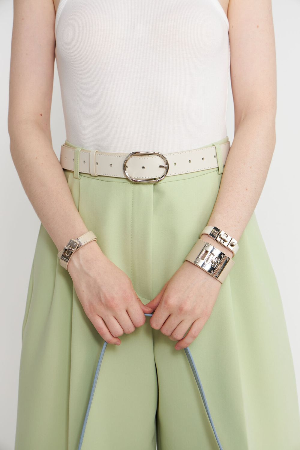 MISTRESS БРАСЛЕТ 14 MILK