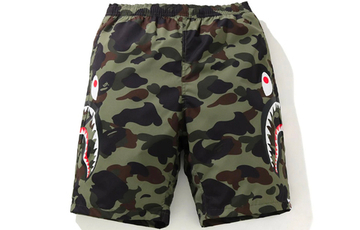 A Bathing Ape Bathing Ape 1st Camo Shark Beach Брюки