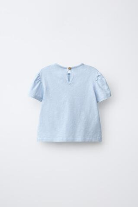 ZARA ФУТБОЛКА С ЦВЕТОЧНОЙ ВЫШИВКОЙ, СИНЕВАТЫЙ