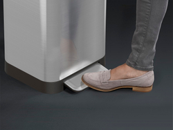 Контейнер для мусора с прессом Titan 20 л нержавеющая сталь Joseph Joseph