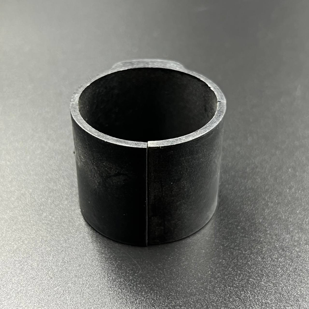 Втулка поворотной рамы пластиковая Yamaha 9.9-15, F9.9-15 (верх) (YUELANG)