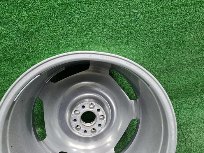 Диск литой R20 Mercedes S W223 (20-нв) Maybach зад