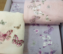 Элитные полотенца махровые Castadiva розовые от Blugirl цвета