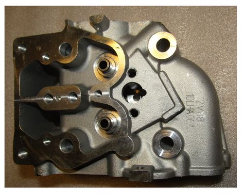 Головка блока цилиндра левая SDG10000/Cylinder head(left)( R2V840-02100 (L)