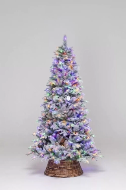 Искусственная елка Скандинавия заснеженная 210 см., литая+пвх, 600 мульти/теплых LED ламп, ЕлкиТорг (26210)