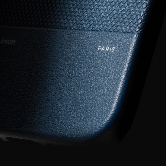 Чехол Native Union Re(Classic) MagSafe для iPhone 17, синий