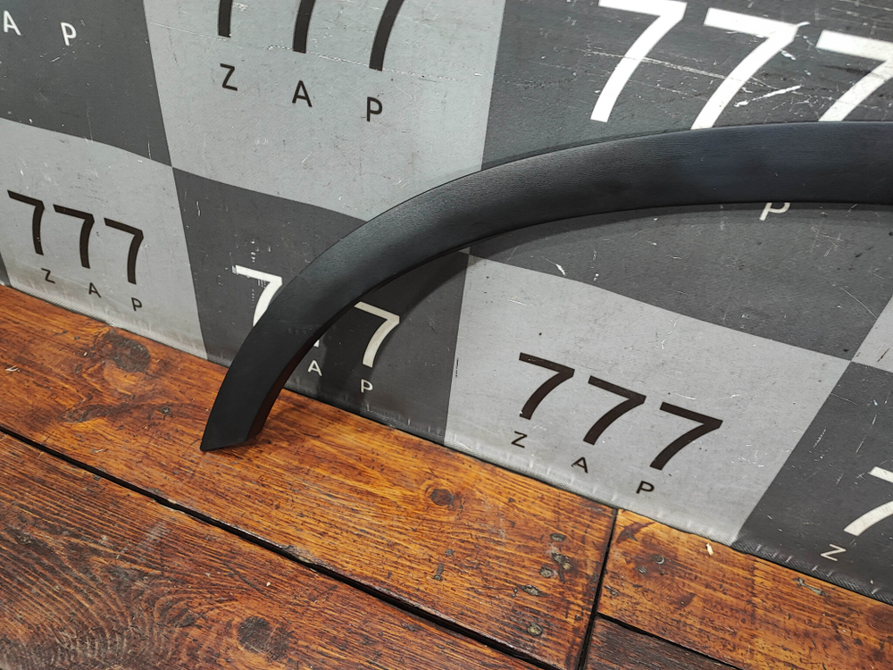 Накладка крыла переднего левого Mercedes GLC (X253) 19-нв Б/У Оригинал A2538857506