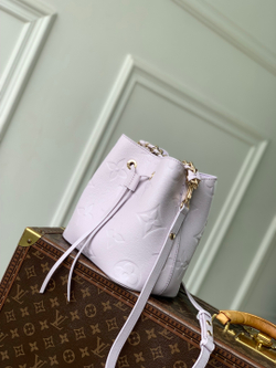 Louis Vuitton NeoNoe BB