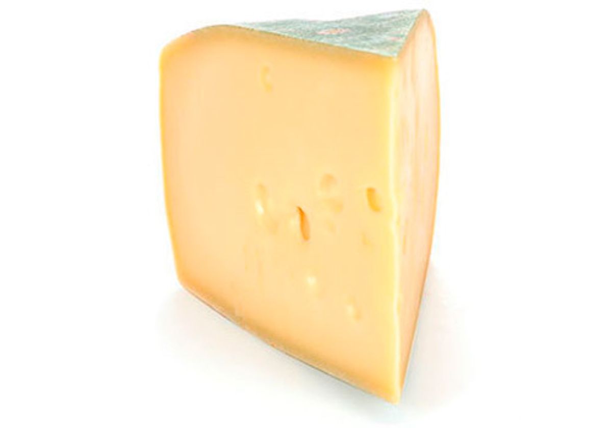 Сыр швейцарский Вайзенкейзе~200г