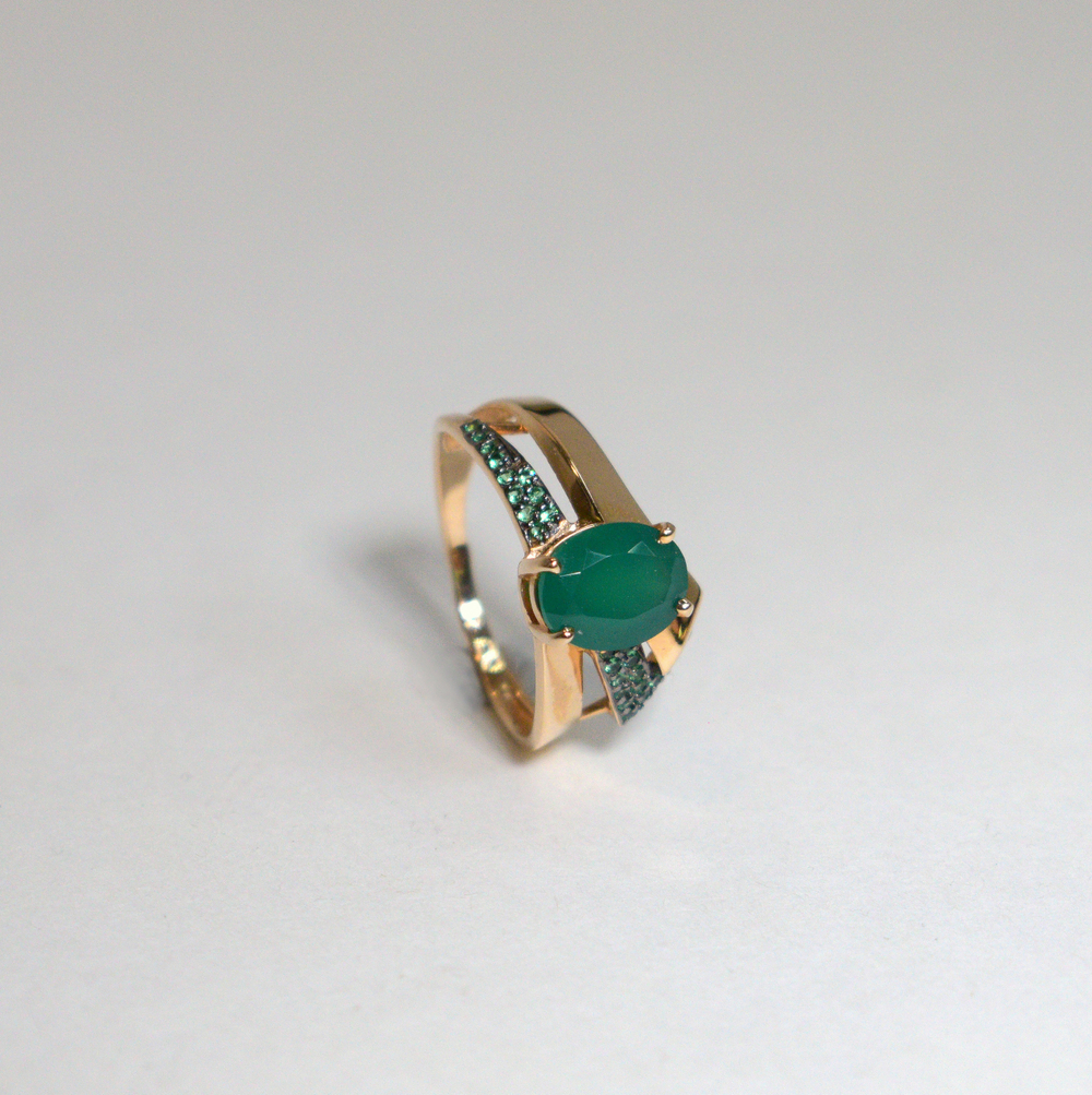 Кольцо с агатом.