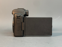 Canon EOS M50 Kit 15-45mm 3.5-6.3 IS STM 1.000 Кадров