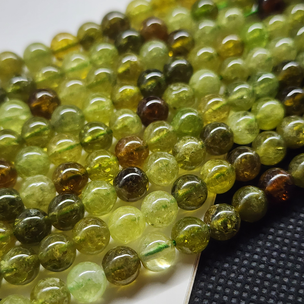 Гранат зелёный (гроссуляр), природный, гладкий шар, 6мм, высокое качество