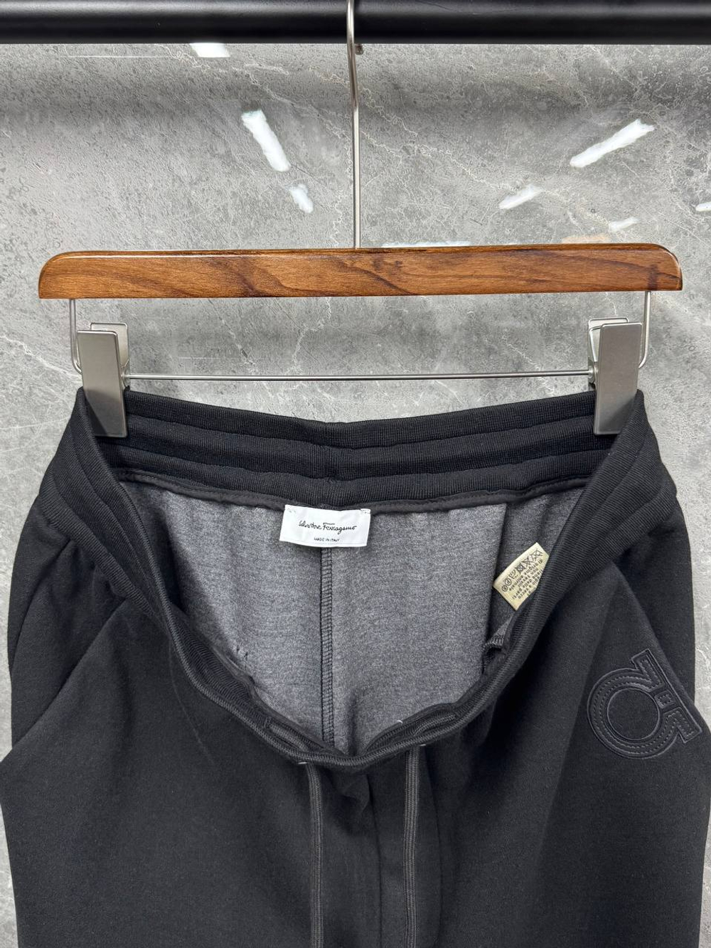 Спортивные штаныSalvatore Ferragamo