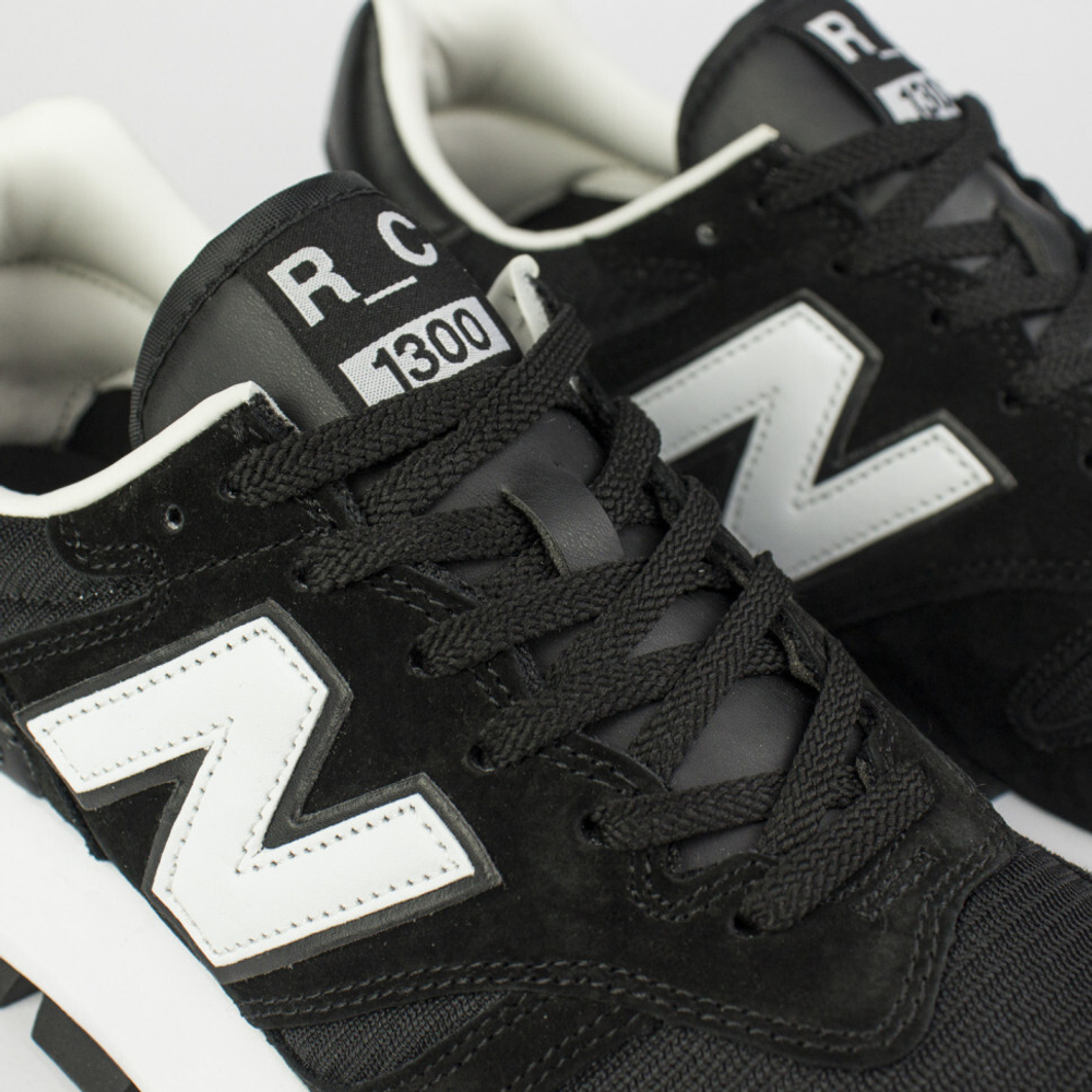 кроссовки New Balance 1300 Black / White