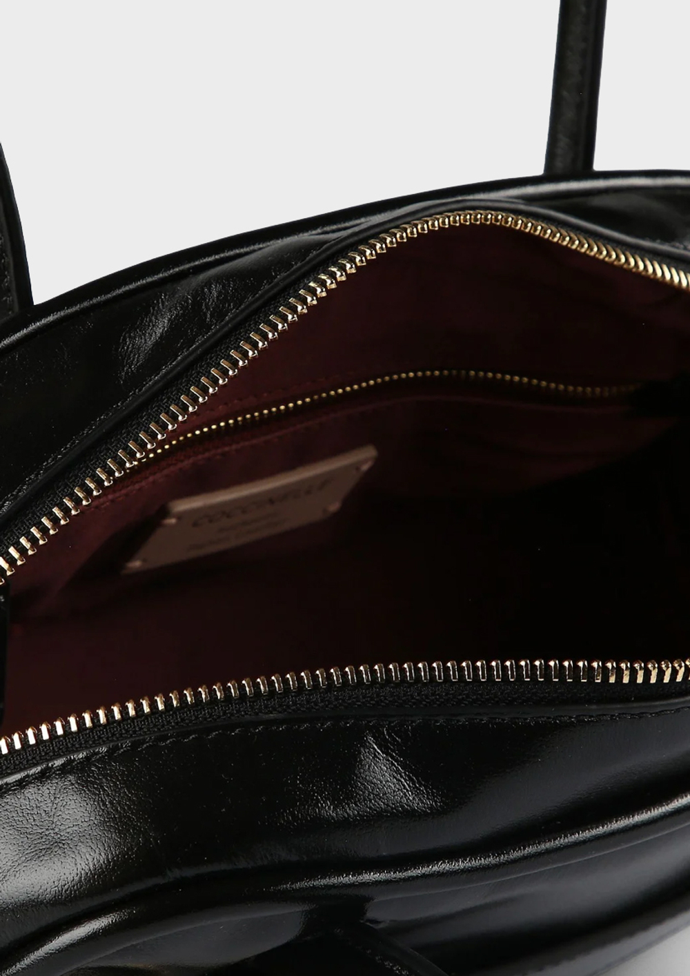 Сумка COCCINELLE Paki Shiny Smooth