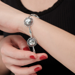 "Птат" браслет в серебряном покрытии из коллекции "Ра" от Jenavi с замком пряжка