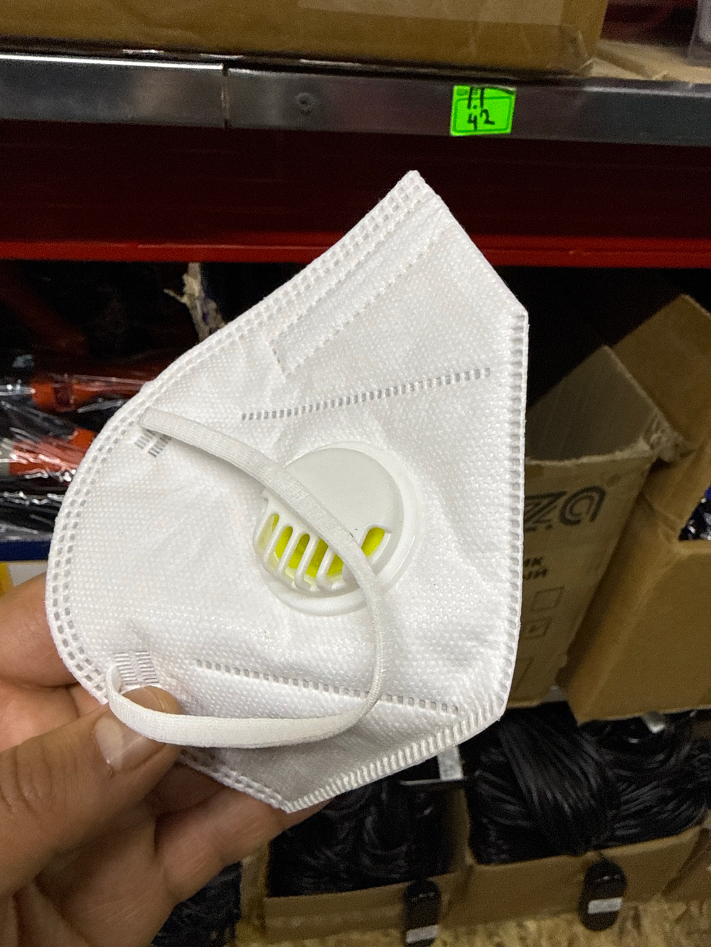 маска с клапаном черная