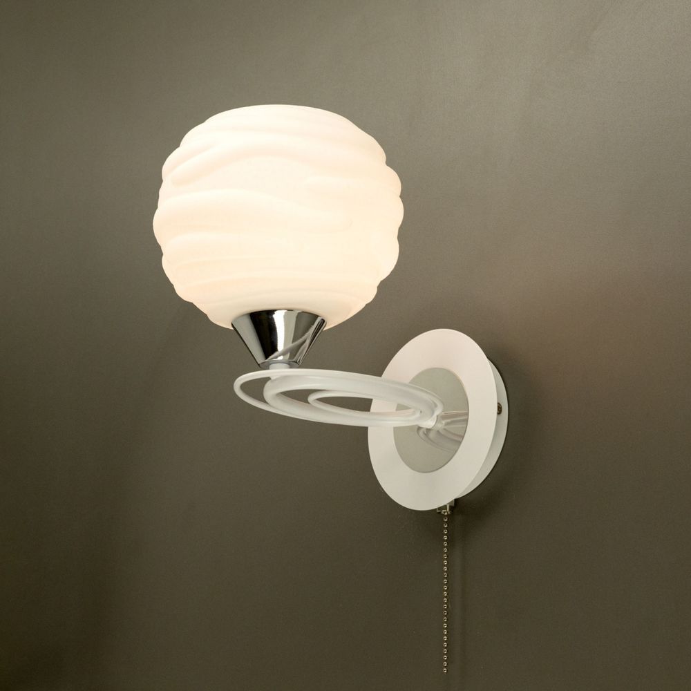 Citilux Николь CL168310 Бра с выключателем Белая