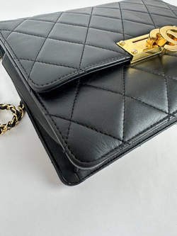 Сумка Chanel Black Quilted Lambskin Leather Golden Class Medium Flap