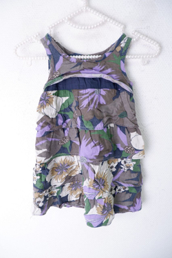 Платье Benetton красивое на 3/4 года