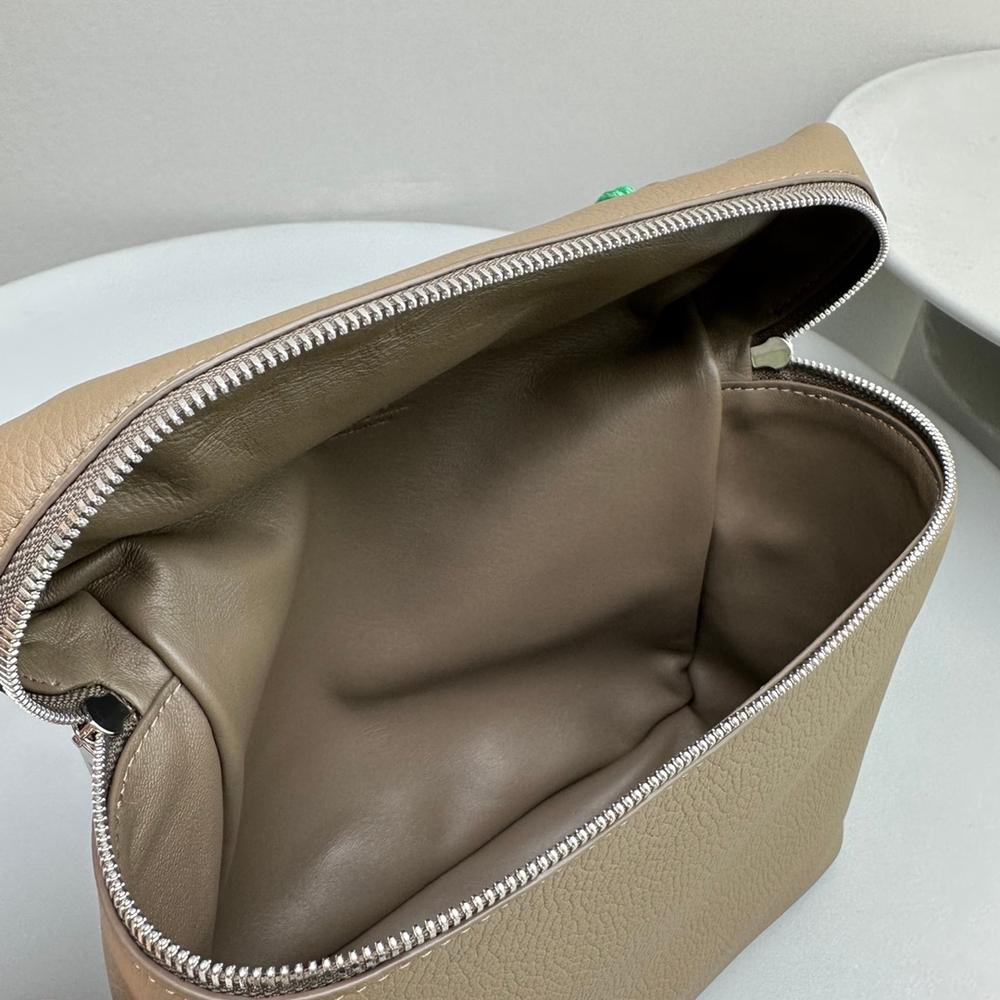 Loro Piana Extra Pocket Backpack L23.5