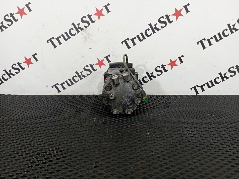 Компрессор кондиционера 2017г.