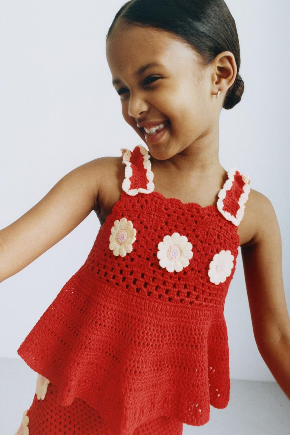 ZARA ТОП ИЗ ВЯЗАНОГО КРЮЧКОМ ПОЛОТНА С ЦВЕТАМИ, КРАСНЫЙ