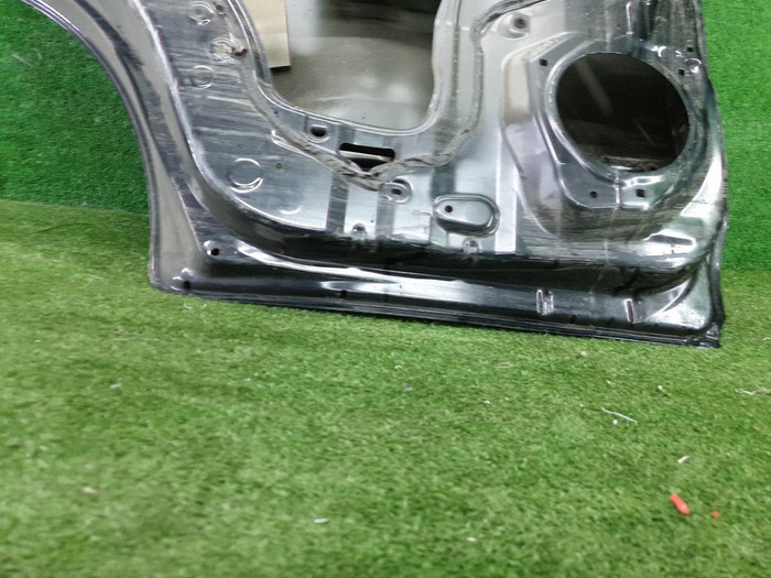 Дверь задняя левая Toyota Land Cruiser 200 (2015-2021)