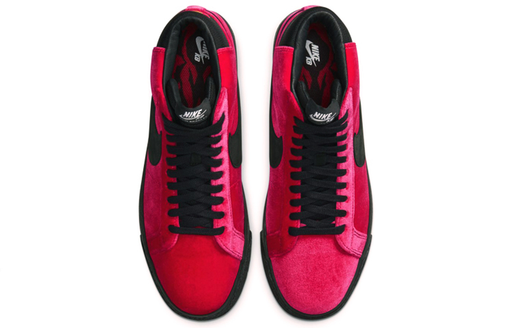 Кроссовки Mayumi Yamase X Nike Blazer "Hell"
