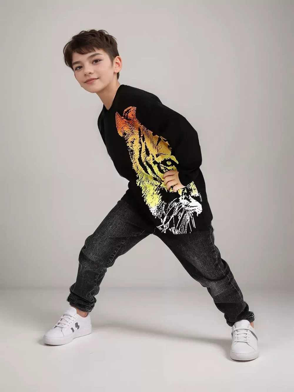 Лонгслив для мальчика на осень